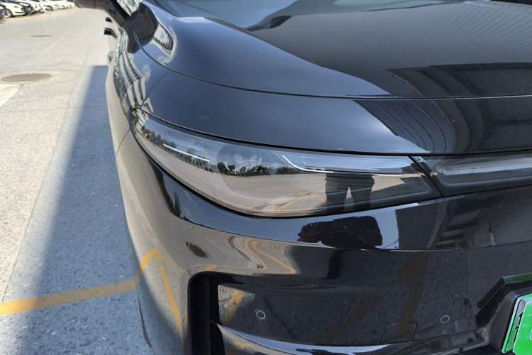 Used Leapmotor C16 2026 Extended-Range 280 LiDAR Zhizun Edition 6 Seats Right Front Headlight