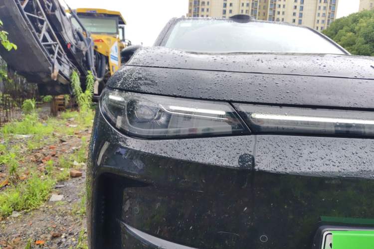 Used Leapmotor C16 2026 Extended-Range 280 LiDAR Zhizun Edition 5 Seats Right Front Headlight