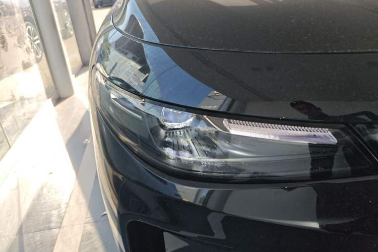 Used Leapmotor C16 2026 Extended-Range 280 LiDAR Zhizun Edition 6 Seats Right Front Headlight