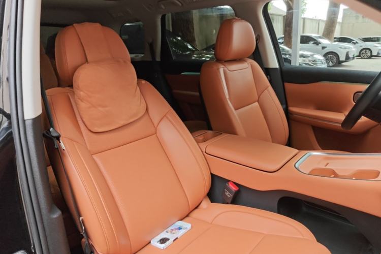 Used Leapmotor C16 2026 Extended-Range 280 LiDAR Zhizun Edition 6 Seats Right Front Seat