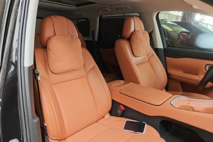 Used Leapmotor C16 2026 Extended-Range 280 LiDAR Zhizun Edition 6 Seats Right Front Seat