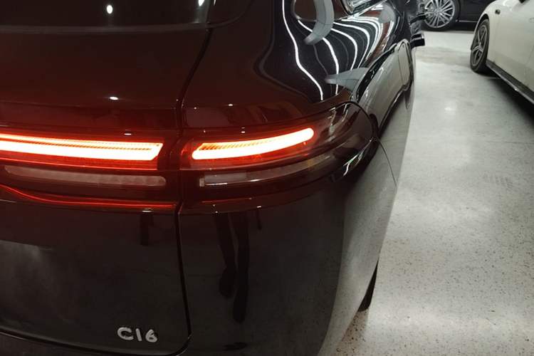Used Leapmotor C16 2026 Extended-Range 280 LiDAR Zhizun Edition 6 Seats Right Rear Taillight