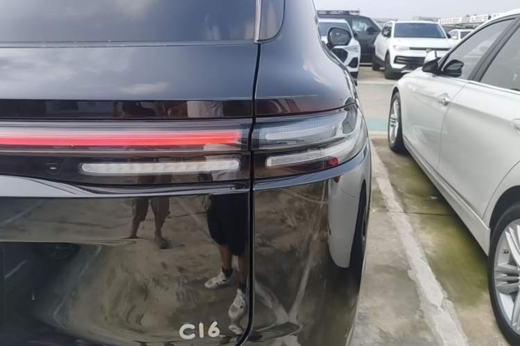 Used Leapmotor C16 2026 Extended-Range 280 LiDAR Zhizun Edition 6 Seats Right Rear Taillight