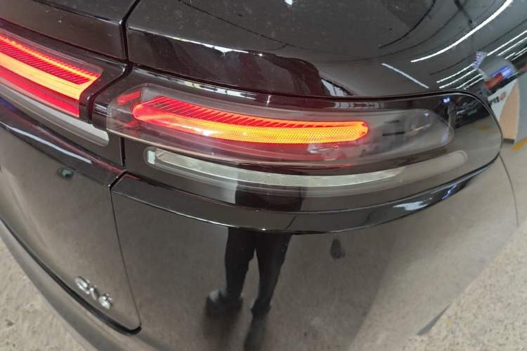 Used Leapmotor C16 2026 Extended-Range 280 LiDAR Zhizun Edition 6 Seats Right Rear Taillight