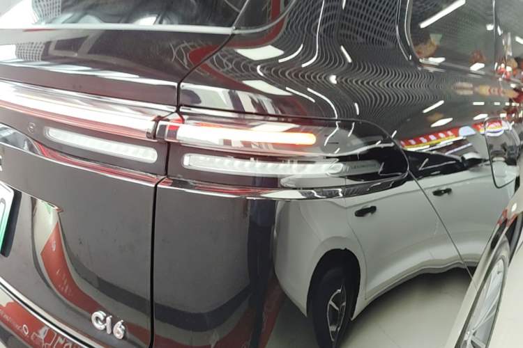Used Leapmotor C16 2026 Extended-Range 280 LiDAR Zhizun Edition 6 Seats Right Rear Taillight