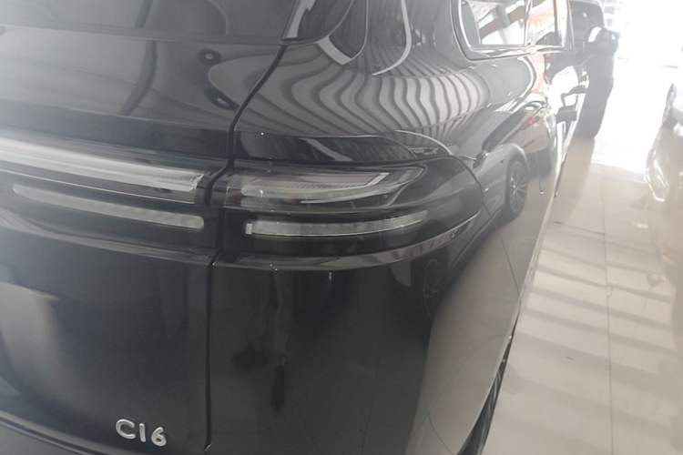 Used Leapmotor C16 2026 Extended-Range 280 LiDAR Zhizun Edition 6 Seats Right Rear Taillight