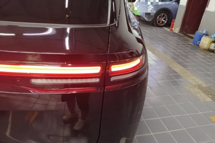 Used Leapmotor C16 2026 Extended-Range 280 LiDAR Zhizun Edition 6 Seats Right Rear Taillight