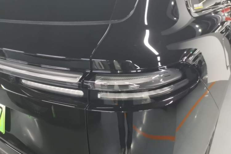 Used Leapmotor C16 2026 Extended-Range 280 LiDAR Zhizun Edition 6 Seats Right Rear Taillight