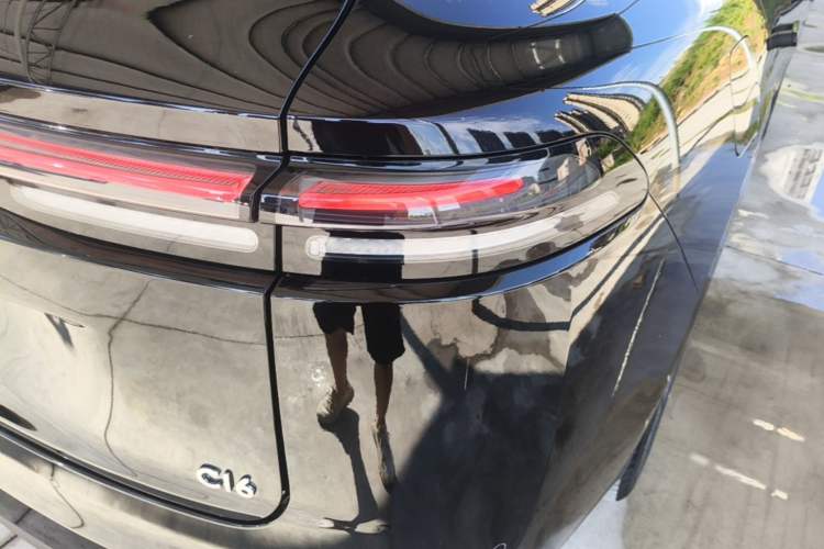 Used Leapmotor C16 2026 Extended-Range 280 LiDAR Zhizun Edition 6 Seats Right Rear Taillight