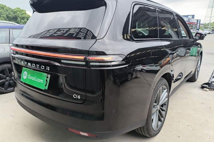 Used Leapmotor C16 2026 Extended-Range 280 LiDAR Zhizun Edition 6 Seats Right Rear Taillight
