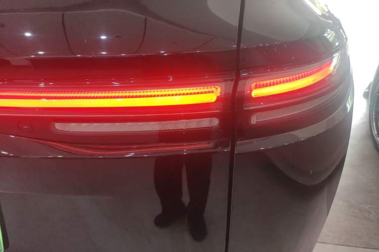 Used Leapmotor C16 2026 Extended-Range 280 LiDAR Zhizun Edition 6 Seats Right Rear Taillight