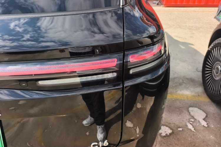 Used Leapmotor C16 2026 Extended-Range 280 LiDAR Zhizun Edition 6 Seats Right Rear Taillight