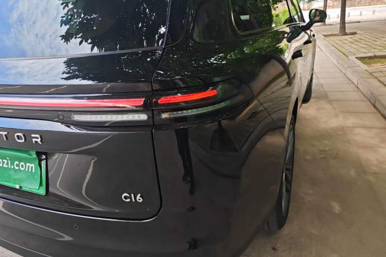 Used Leapmotor C16 2026 All-Electric 630 LiDAR Zhizun Edition 6 Seats Right Rear Taillight