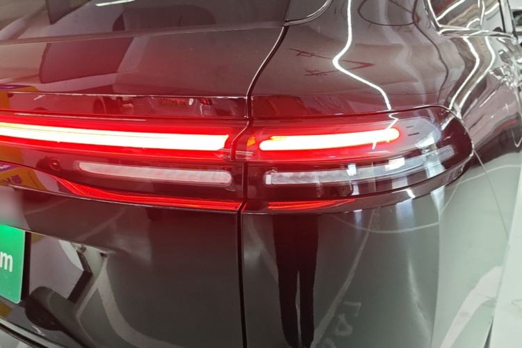 Used Leapmotor C16 2026 Extended-Range 280 LiDAR Zhizun Edition 6 Seats Right Rear Taillight
