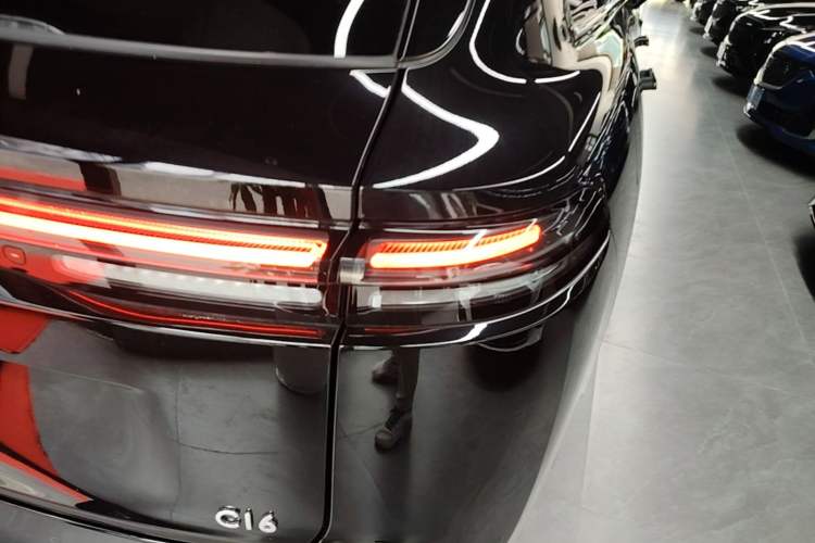 Used Leapmotor C16 2026 Extended-Range 280 LiDAR Zhizun Edition 6 Seats Right Rear Taillight