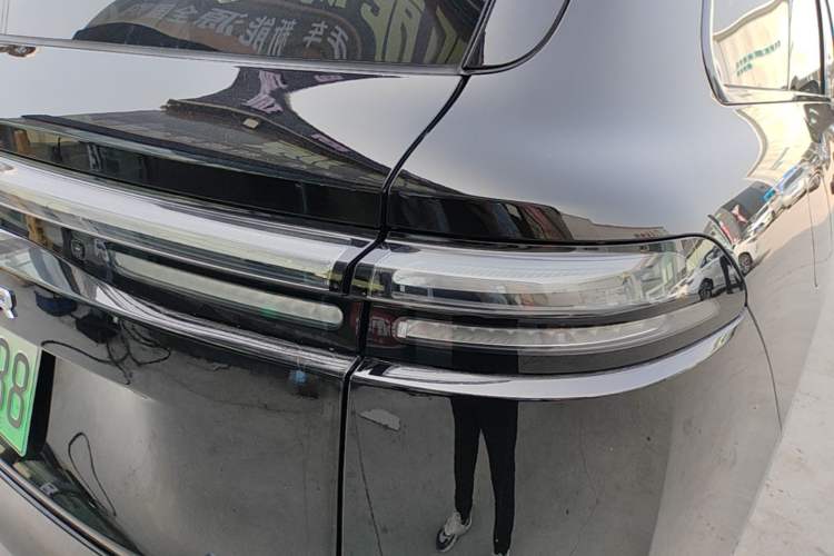 Used Leapmotor C16 2026 Extended-Range 280 LiDAR Zhizun Edition 6 Seats Right Rear Taillight
