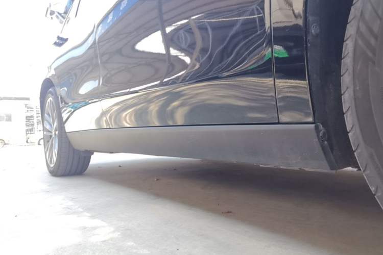 Used Leapmotor C16 2026 Extended-Range 280 LiDAR Zhizun Edition 6 Seats Right Side Sill