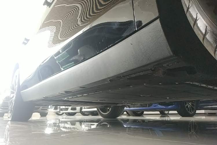 Used Leapmotor C16 2026 Extended-Range 280 LiDAR Zhizun Edition 6 Seats Right Side Sill
