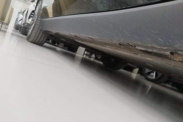 Used Leapmotor C16 2026 Extended-Range 280 LiDAR Zhizun Edition 6 Seats Right Side Sill