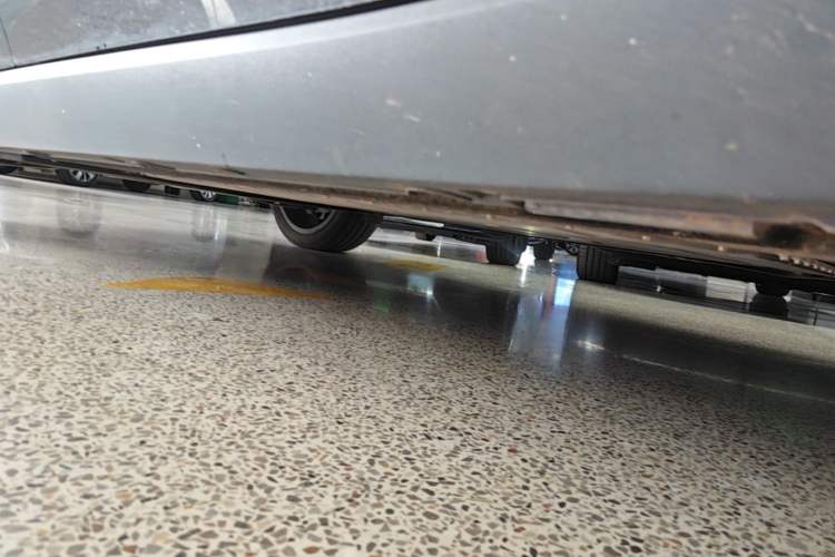 Used Leapmotor C16 2026 Extended-Range 280 LiDAR Zhizun Edition 6 Seats Right Side Sill