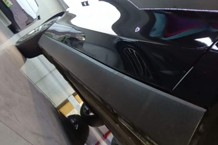 Used Leapmotor C16 2026 Extended-Range 280 LiDAR Zhizun Edition 6 Seats Right Side Sill