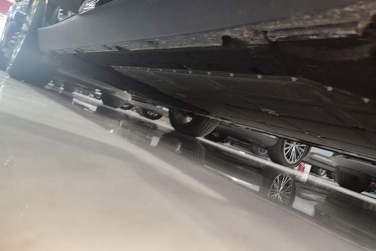 Used Leapmotor C16 2026 Extended-Range 280 LiDAR Zhizun Edition 6 Seats Right Side Sill