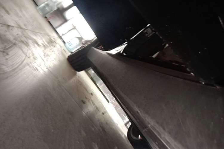 Used Leapmotor C16 2026 Extended-Range 280 LiDAR Zhizun Edition 6 Seats Right Side Sill