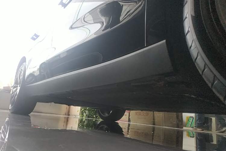 Used Leapmotor C16 2026 Extended-Range 280 LiDAR Zhizun Edition 6 Seats Right Side Sill