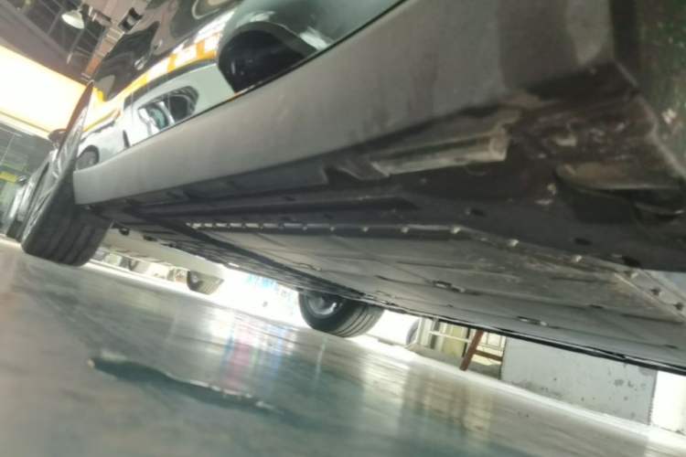 Used Leapmotor C16 2026 Extended-Range 280 LiDAR Zhizun Edition 6 Seats Right Side Sill