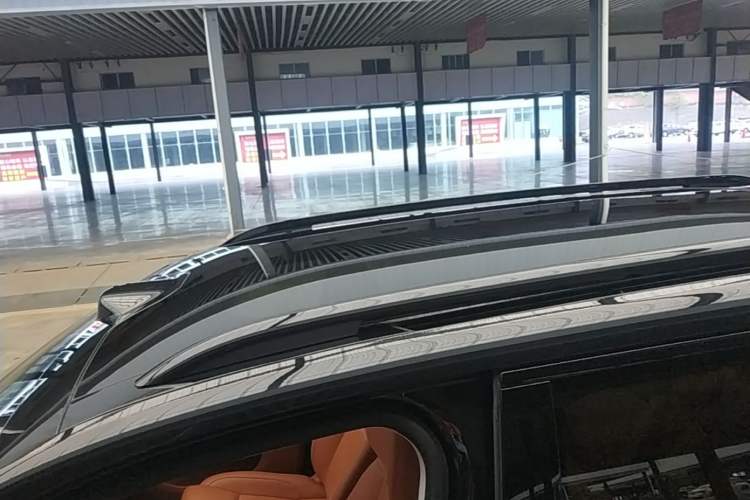 Used Leapmotor C16 2026 Extended-Range 280 LiDAR Zhizun Edition 6 Seats Roof