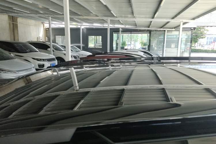 Used Leapmotor C16 2026 All-Electric 630 LiDAR Zhizun Edition 6 Seats Roof