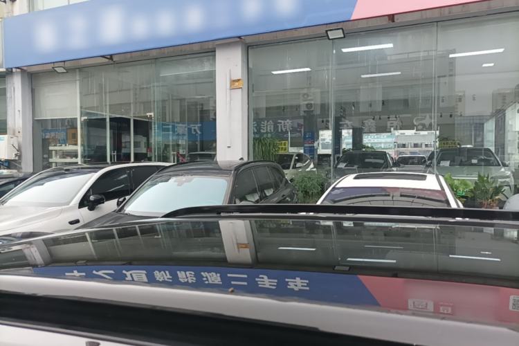 Used Leapmotor C16 2026 Extended-Range 280 LiDAR Zhizun Edition 6 Seats Roof