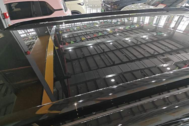 Used Leapmotor C16 2026 Extended-Range 280 LiDAR Zhizun Edition 6 Seats Roof