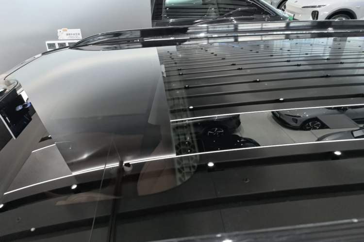 Used Leapmotor C16 2026 Extended-Range 280 LiDAR Zhizun Edition 6 Seats Roof