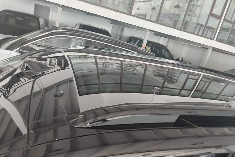 Used Leapmotor C16 2026 Extended-Range 280 LiDAR Zhizun Edition 6 Seats Roof