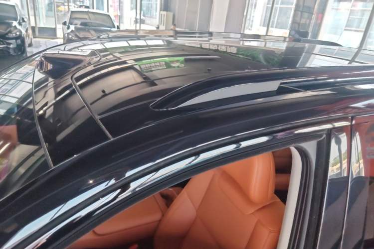 Used Leapmotor C16 2026 Extended-Range 280 LiDAR Zhizun Edition 6 Seats Roof