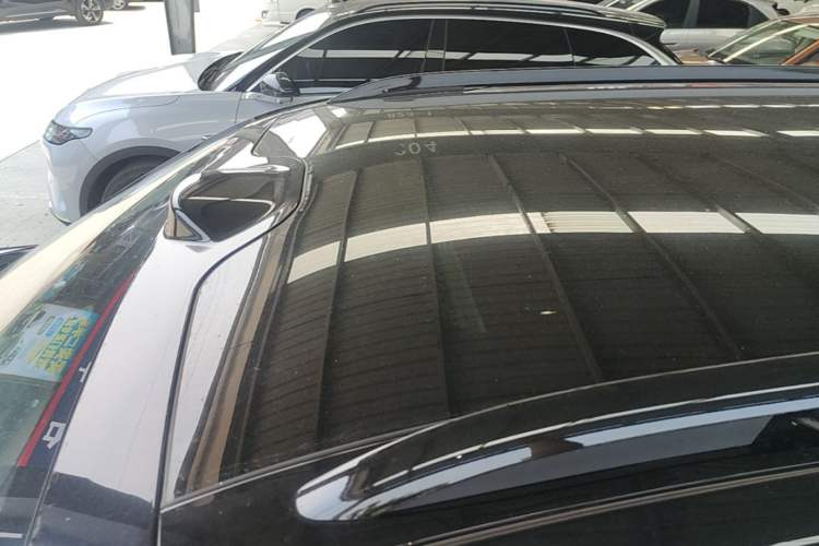 Used Leapmotor C16 2026 Extended-Range 280 LiDAR Zhizun Edition 6 Seats Roof