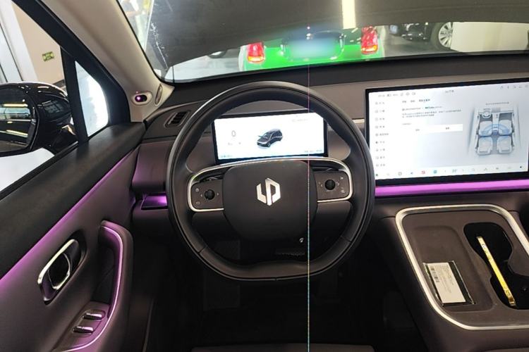 Used Leapmotor C16 2026 All-Electric 630 LiDAR Zhizun Edition 6 Seats Steering Wheel