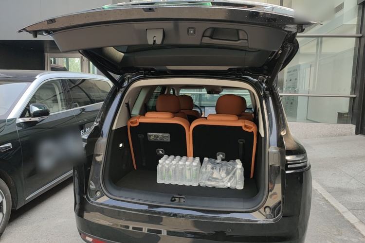Used Leapmotor C16 2026 Extended-Range 280 LiDAR Zhizun Edition 6 Seats Trunk