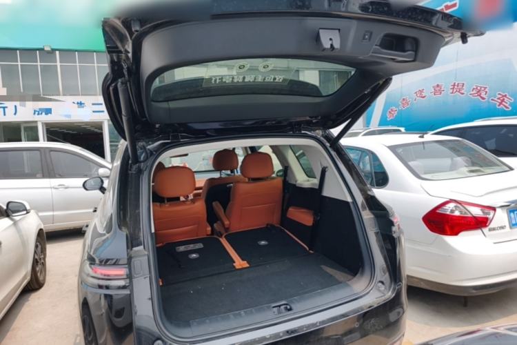 Used Leapmotor C16 2026 Extended-Range 280 LiDAR Zhizun Edition 6 Seats Trunk