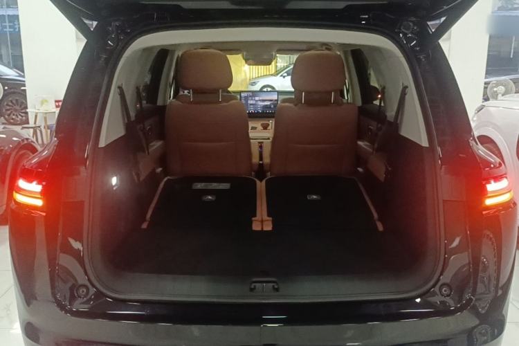 Used Leapmotor C16 2026 Extended-Range 280 LiDAR Zhizun Edition 6 Seats Trunk