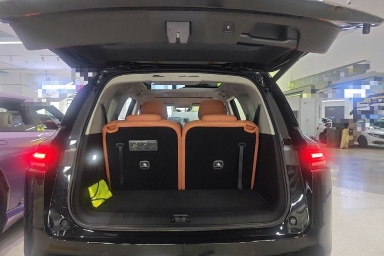 Used Leapmotor C16 2026 Extended-Range 280 LiDAR Zhizun Edition 6 Seats Trunk