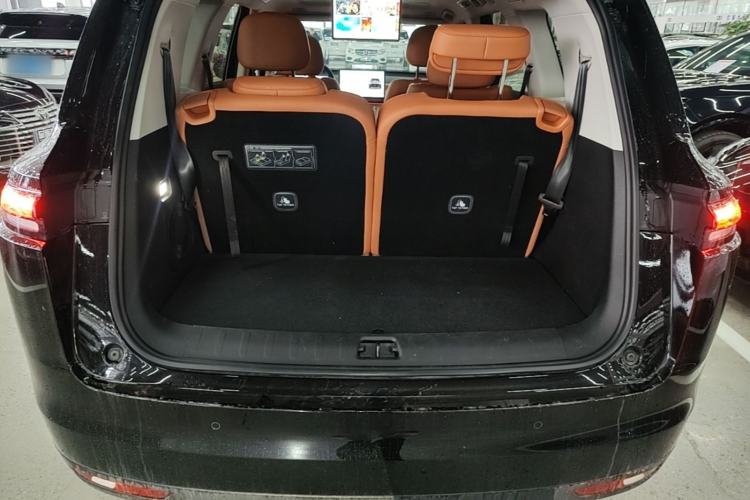 Used Leapmotor C16 2026 Extended-Range 280 LiDAR Zhizun Edition 6 Seats Trunk