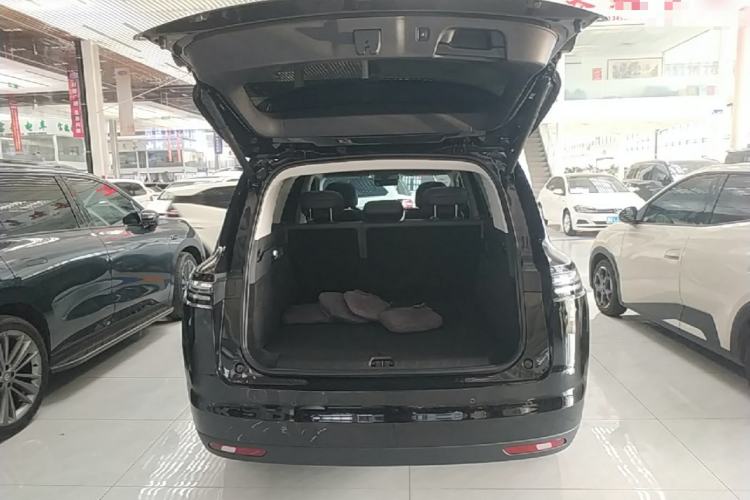 Used Leapmotor C16 2026 Extended-Range 280 LiDAR Zhizun Edition 5 Seats Trunk