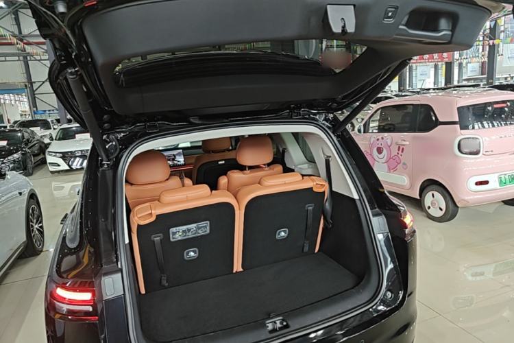Used Leapmotor C16 2026 Extended-Range 280 LiDAR Zhizun Edition 6 Seats Trunk