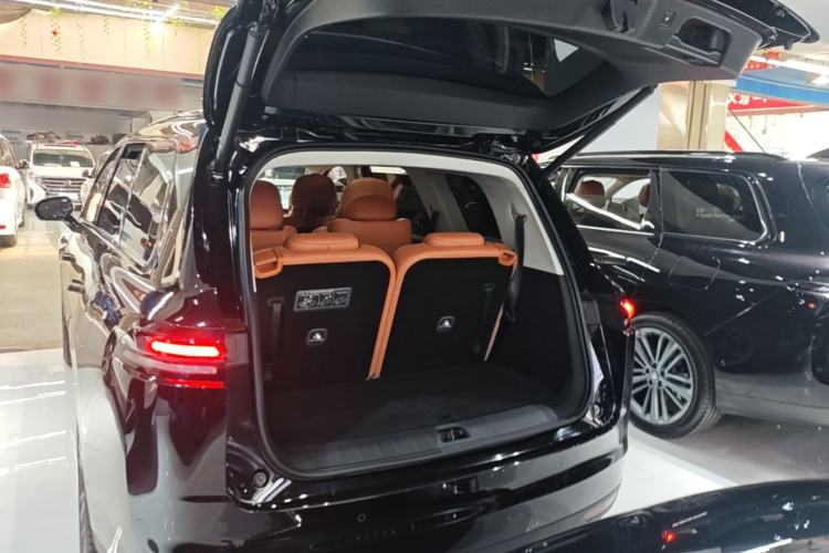 Used Leapmotor C16 2026 Extended-Range 280 LiDAR Zhizun Edition 6 Seats Trunk