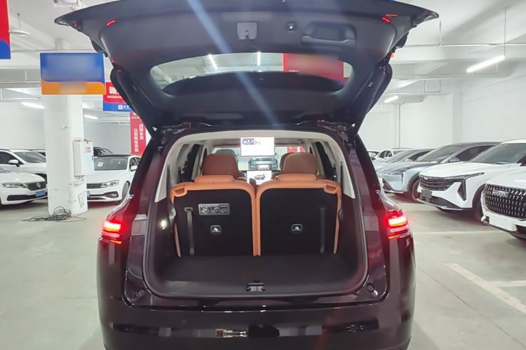 Used Leapmotor C16 2026 Extended-Range 280 LiDAR Zhizun Edition 6 Seats Trunk