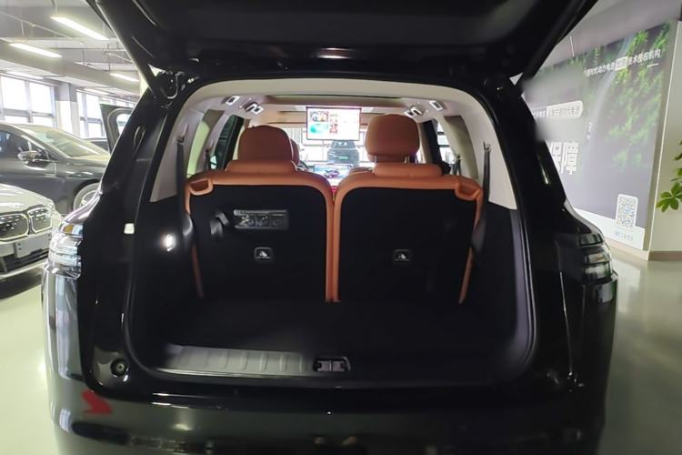 Used Leapmotor C16 2026 Extended-Range 280 LiDAR Zhizun Edition 6 Seats Trunk