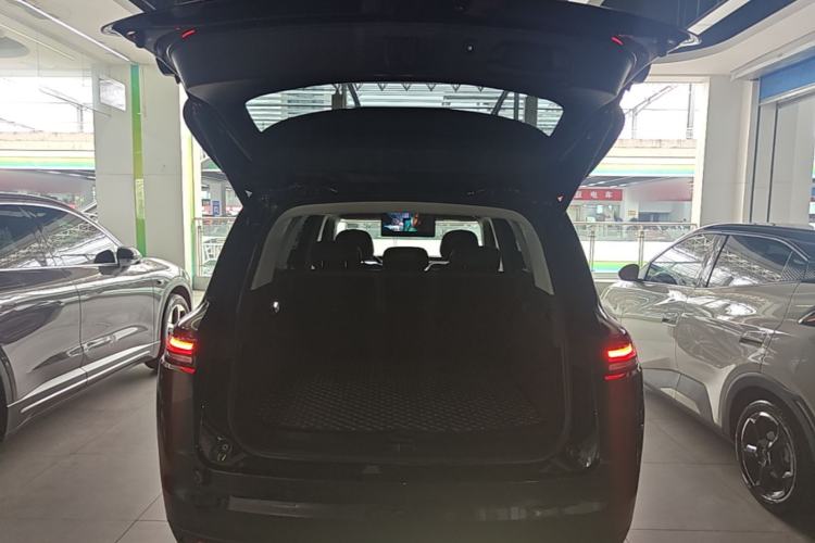 Used Leapmotor C16 2026 Extended-Range 280 LiDAR Zhizun Edition 5 Seats Trunk