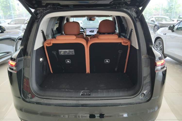 Used Leapmotor C16 2026 Extended-Range 280 LiDAR Zhizun Edition 6 Seats Trunk